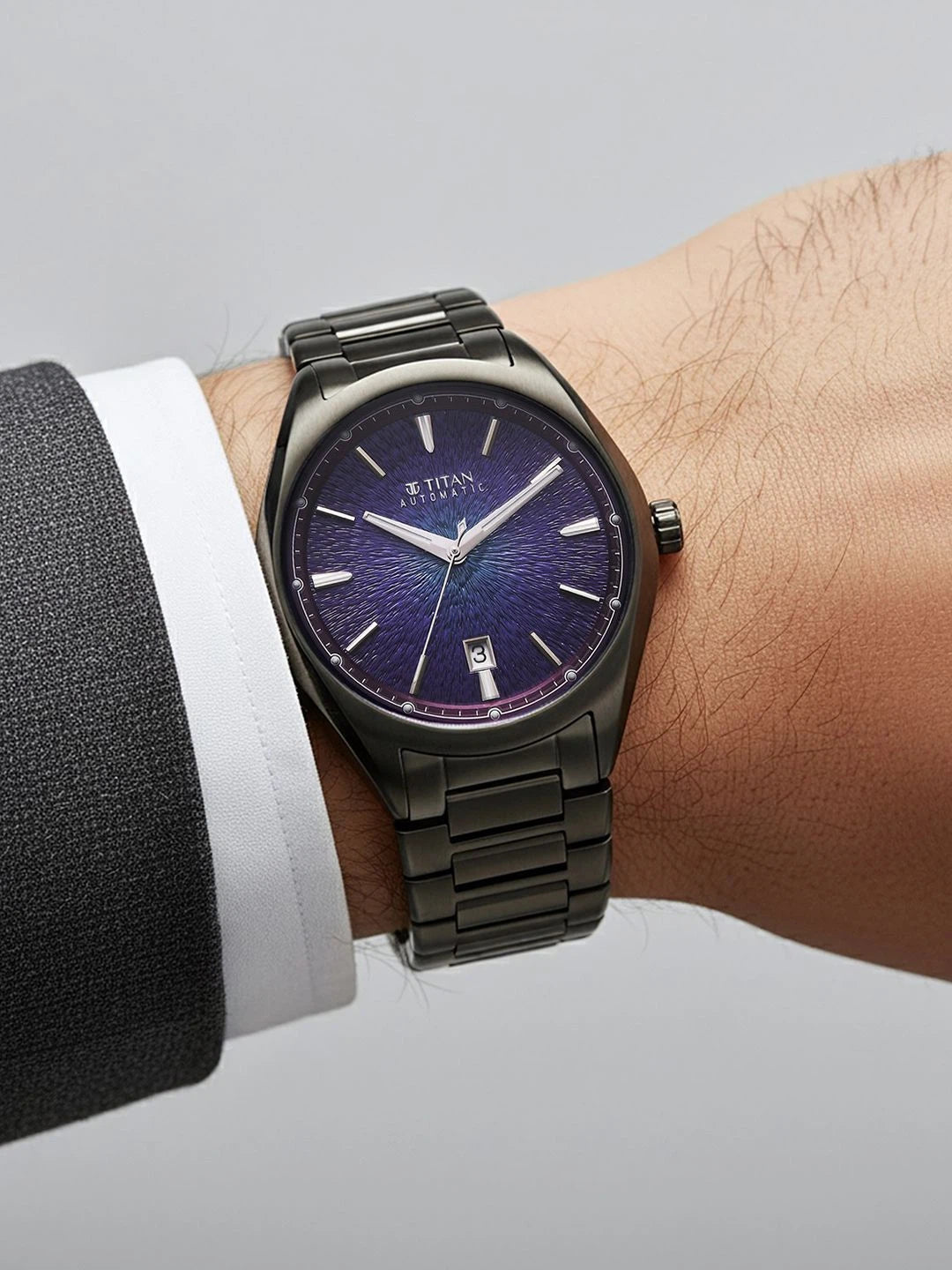 Titan Stellar Automatic Violet Round Dial Watch - 10051QM01