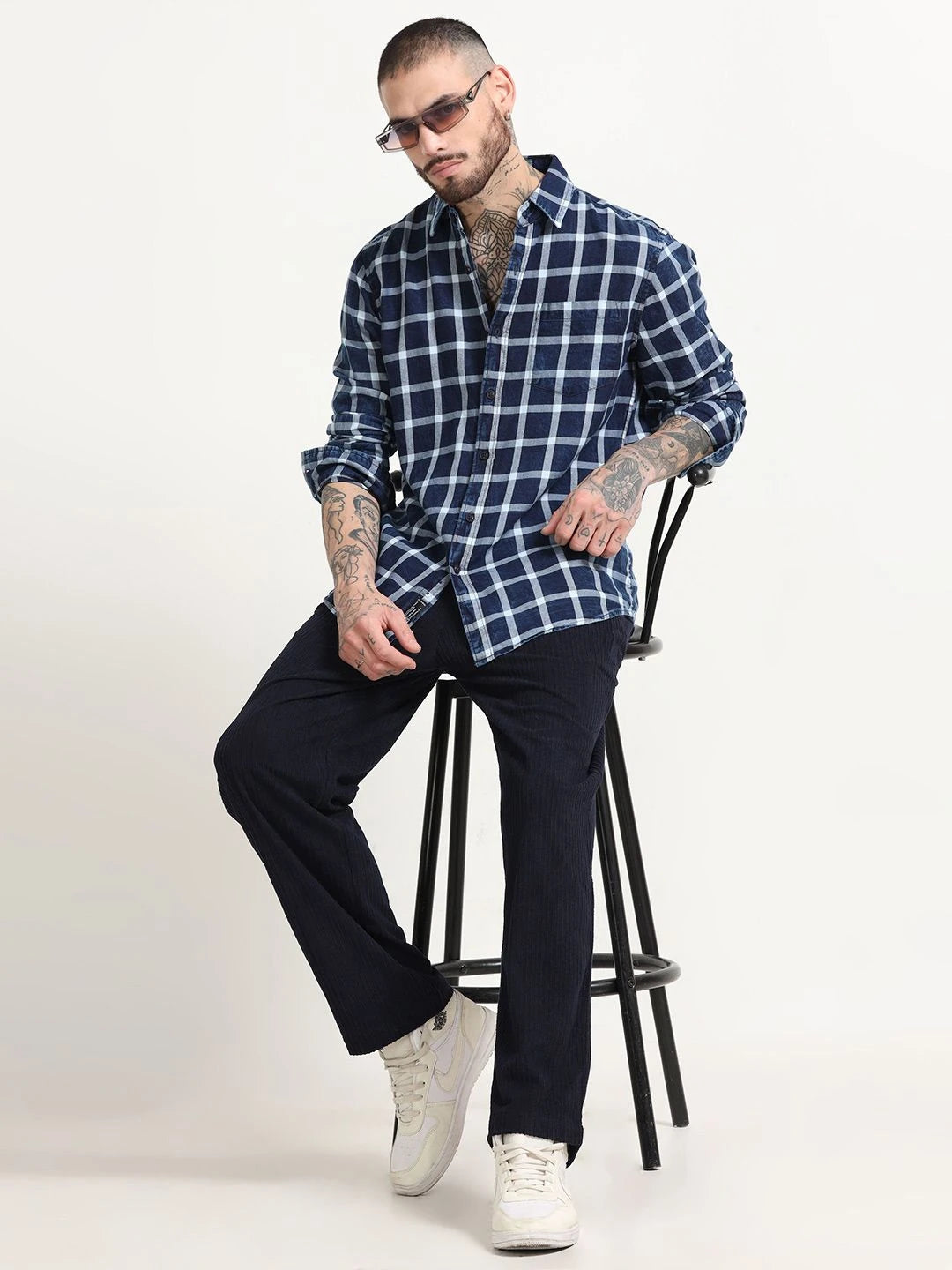 NAVY BLUE