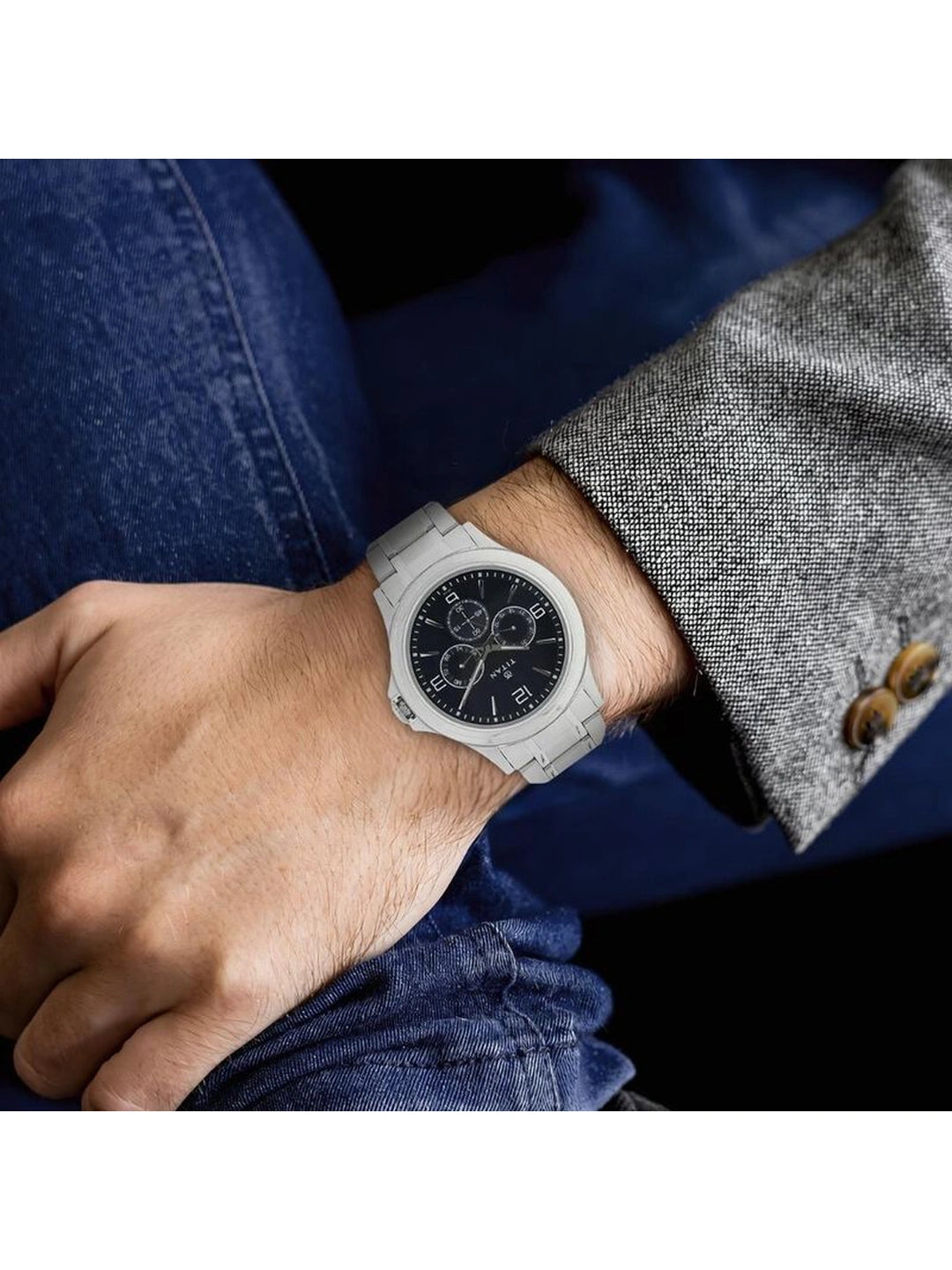 Titan Round Blue Dial Analog Watch - NU1698SM02