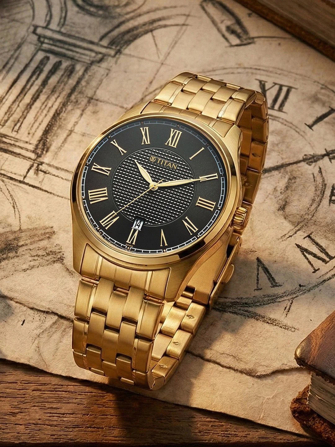 Titan Dial & Stainless Steel Bracelet Style Strap Analogue Watch - 10063YM01