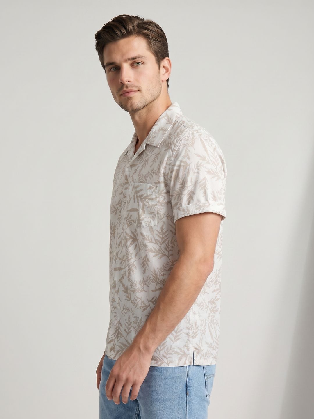 Mokajodi White Boxy Fit Printed Casual Shirt