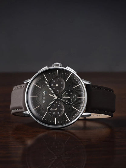 Titan Dial & Stainless Steel Strap Analogue Watch - 90200SL02