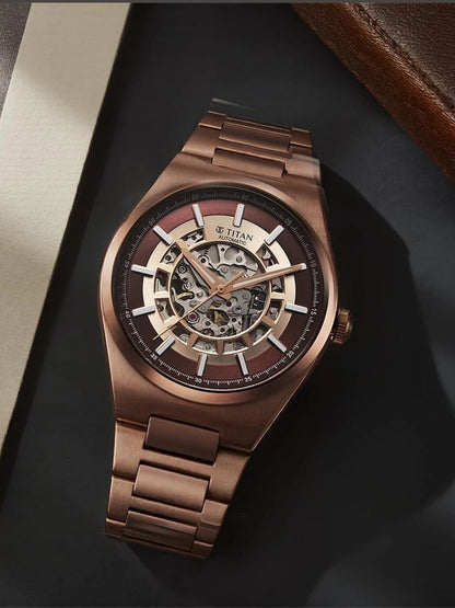 Titan Round Brown Dial Analog Watch - 90221QM01