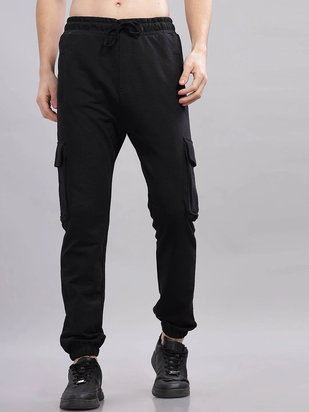 Silisoul Black Regular Fit Cotton Mid-Rise Drawstring Knitted Trousers