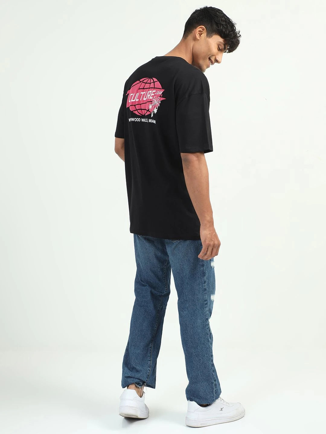 Silisoul Black Oversized Fit Graphic Print Pure Cotton T-Shirt