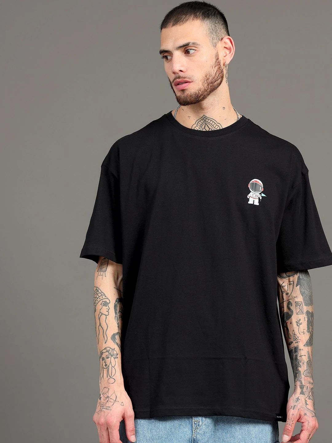 Silisoul Black Oversized Fit Graphic Print Cotton T-Shirt