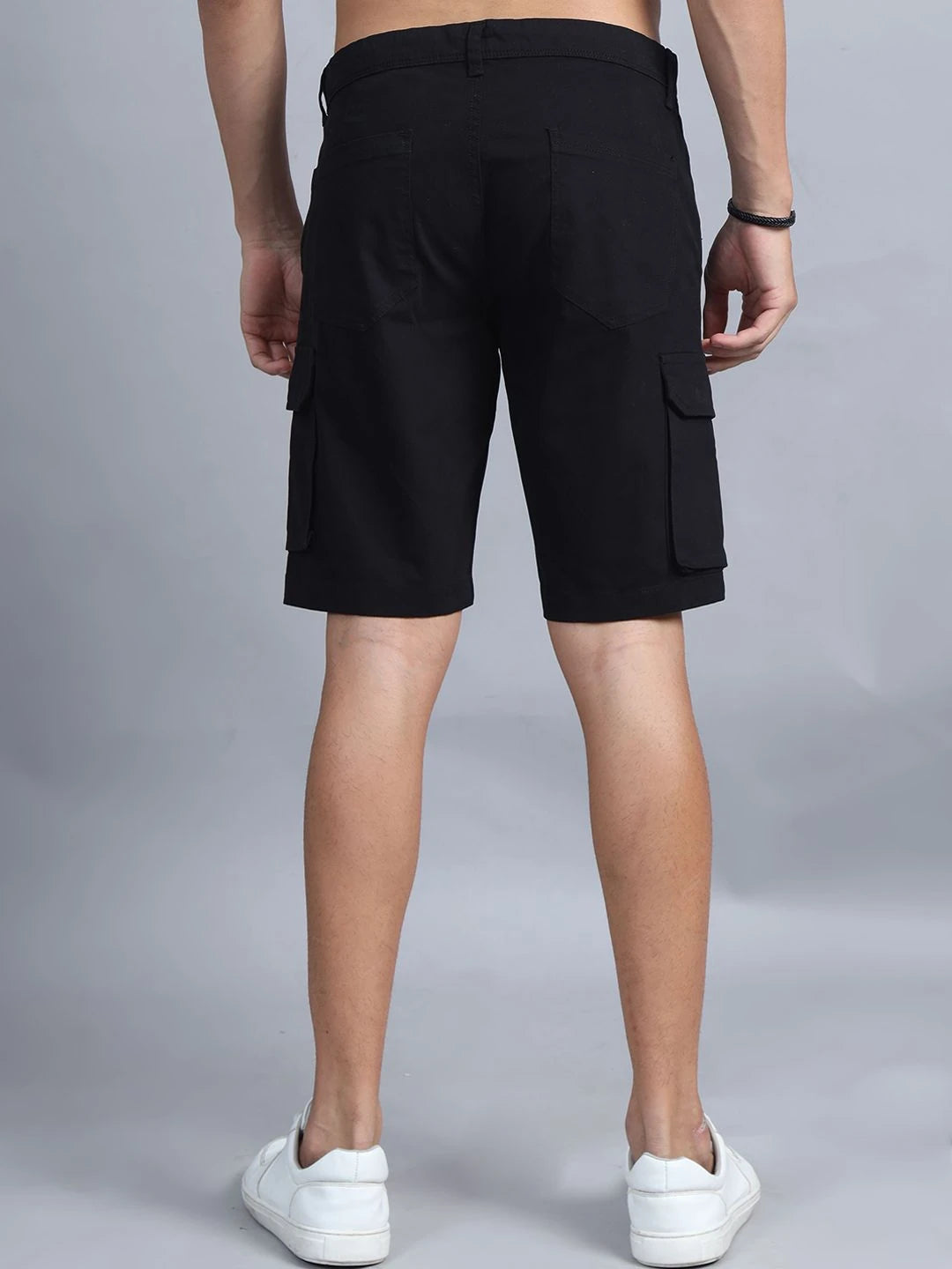 Silisoul Black Regular Fit Cotton Mid-Rise Button Above Knee Length Shorts