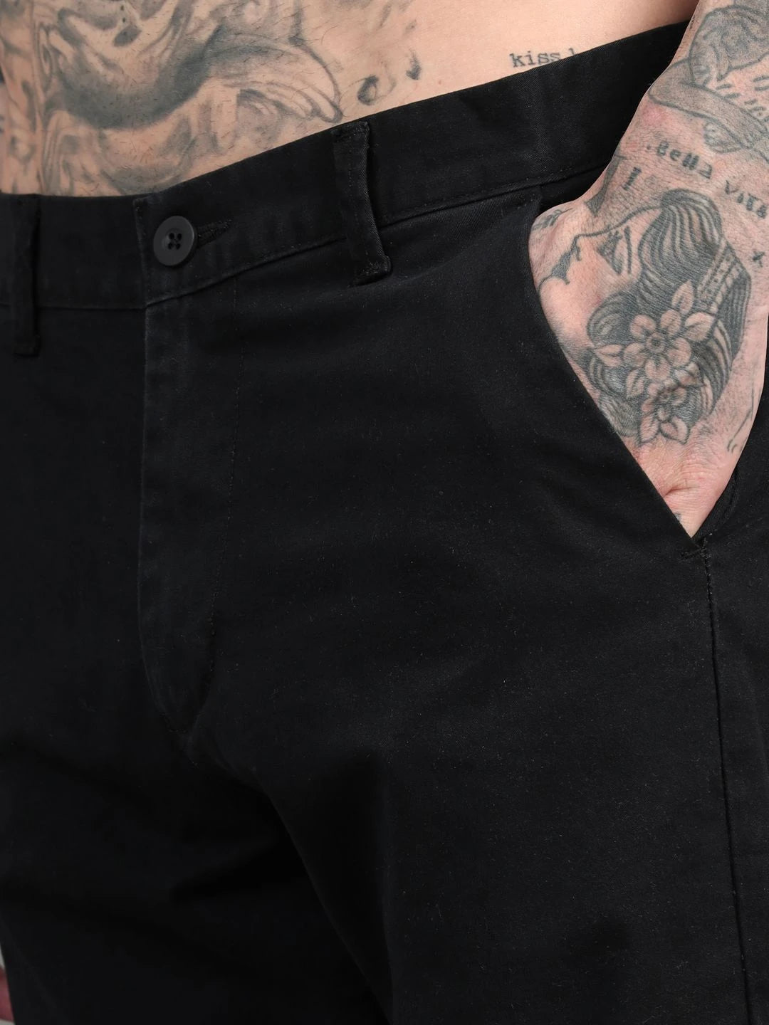 Silisoul Black Regular Fit Cotton Mid-Rise Button Trousers