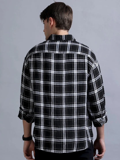 Silisoul Black Oversized Fit Tartan Checks Print Linen Blend Shirt