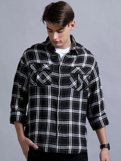 Silisoul Black Oversized Fit Tartan Checks Print Linen Blend Shirt