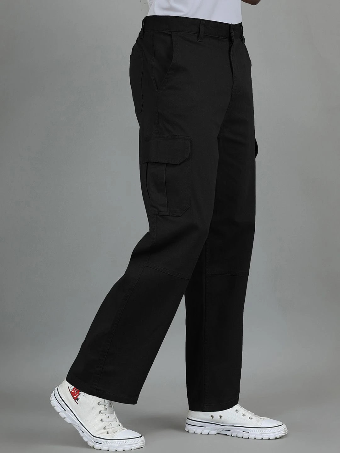 Silisoul Black Loose Fit Cotton Mid-Rise Zip Woven Trousers