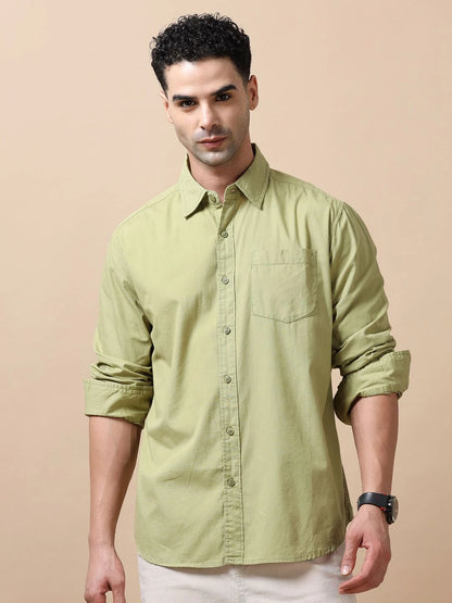 Silisoul Green Regular Fit Cotton Long Sleeves Spread Collar Curved Hem Shirt