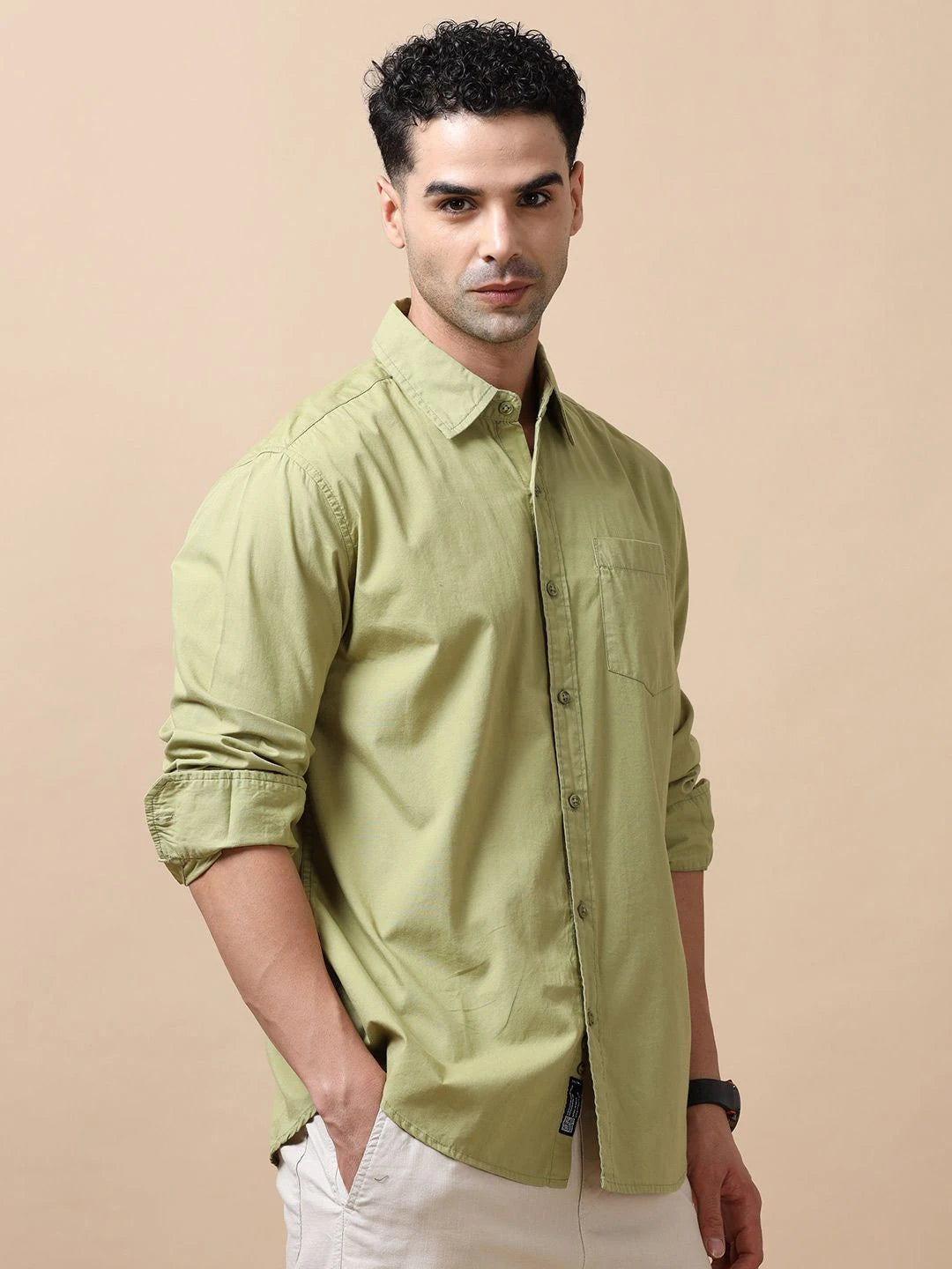 Silisoul Green Regular Fit Cotton Long Sleeves Spread Collar Curved Hem Shirt