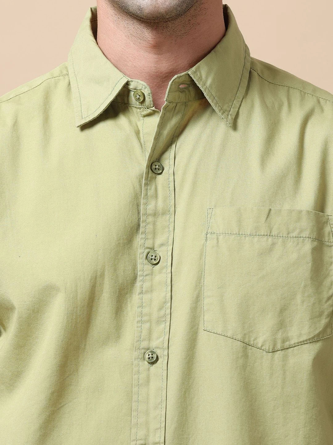 Silisoul Green Regular Fit Cotton Long Sleeves Spread Collar Curved Hem Shirt
