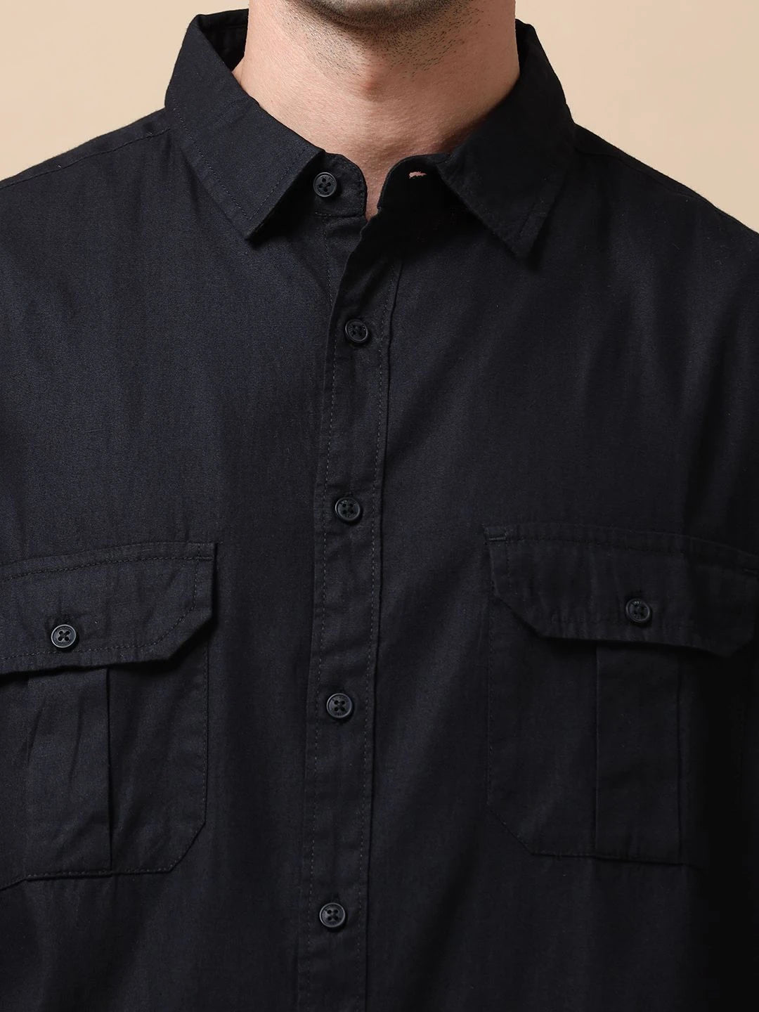 Silisoul Black Relaxed Fit Cotton Long Sleeves Spread Collar Shirt