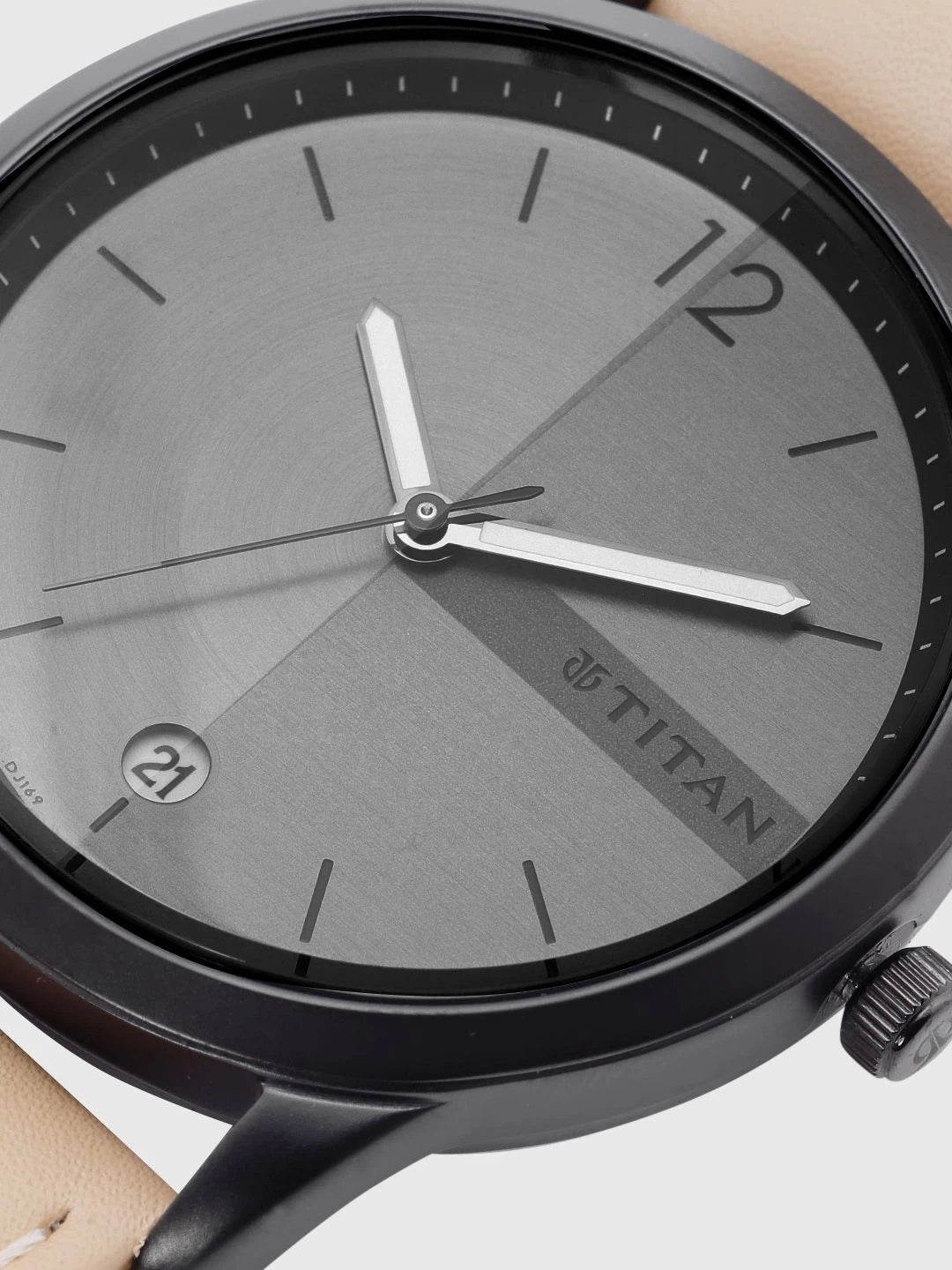 Titan Quartz Analog With Anthracite Dial Watch - NP1806NL01