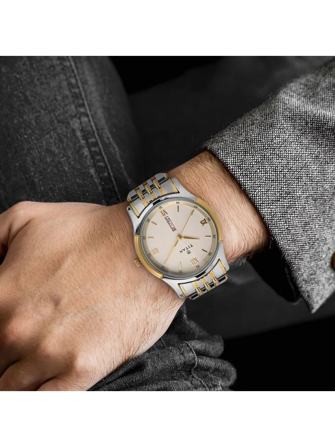 Titan Round White Dial Analog Watch - NU1636BM01