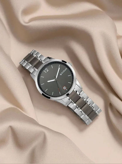 Titan Round Analog Watch - NU1806KM01