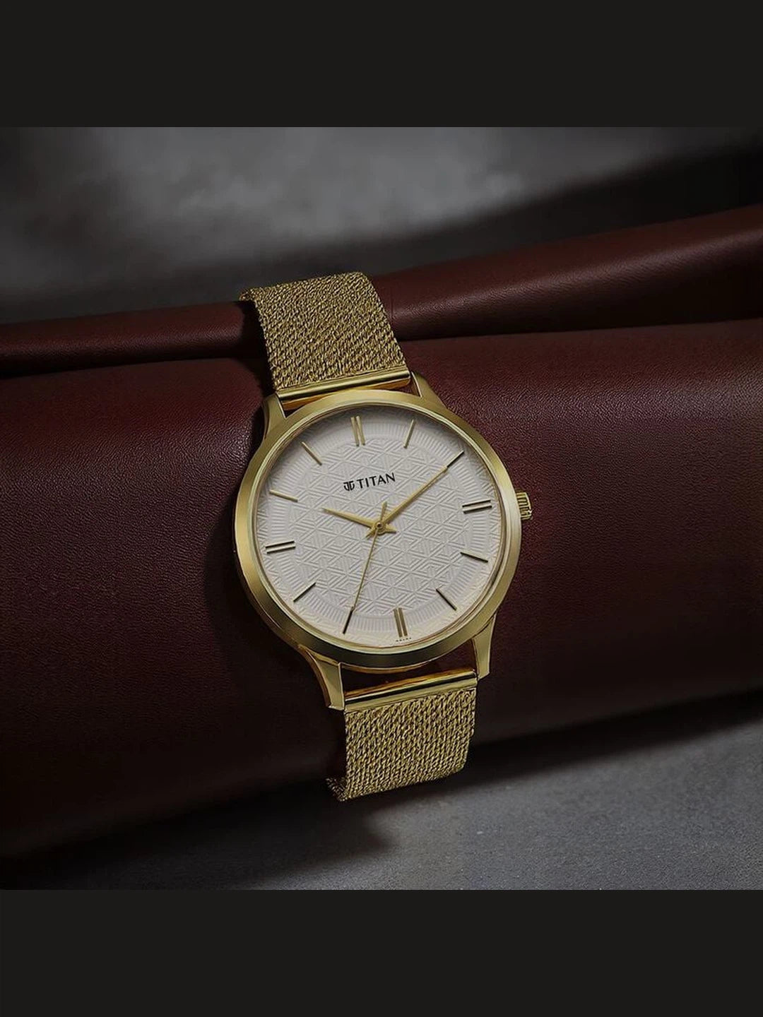 Titan Karishma Round White Dial Analog Watch - NU1825YM11