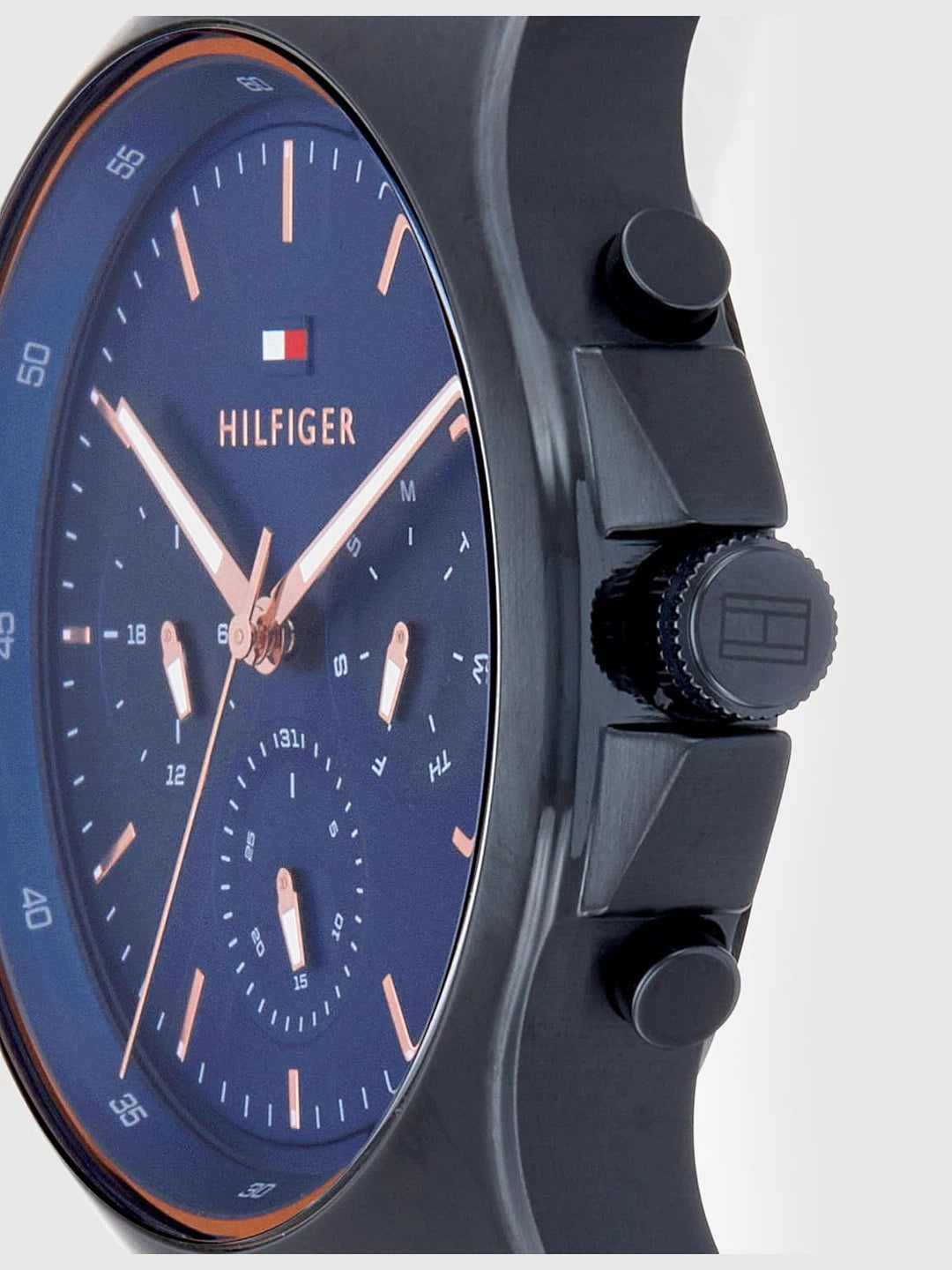 Tommy Hilfiger  Round Analog Watch - TH1792058